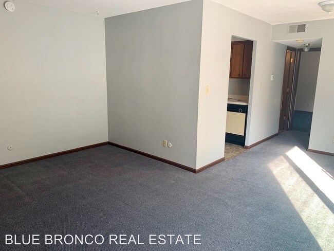 Foto del edificio - 416 SE Corder St