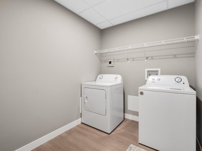 Building Photo - 8607 Mchugh St