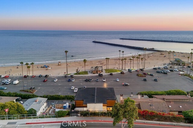 Building Photo - 3047 Ocean Blvd