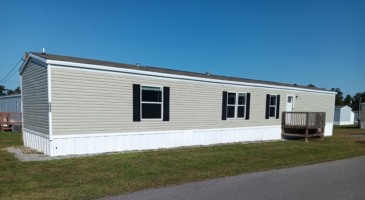 Foto del edificio - 584 Flatwoods Way