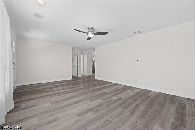 Foto del edificio - 1051 Cypress Woods Dr