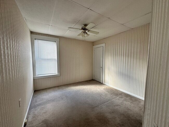 Building Photo - 18 Gage St