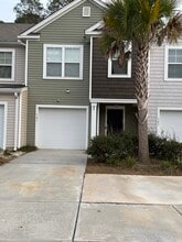 Building Photo - 141 Rosefield Ct