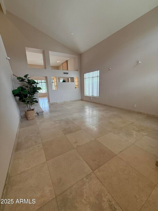 Foto del edificio - 4836 E Eden Dr