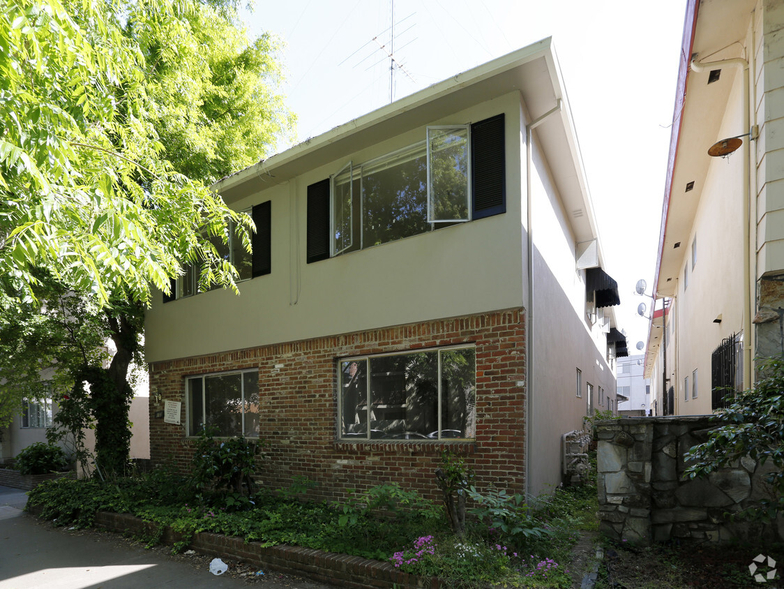 Building Photo - 1712 O St