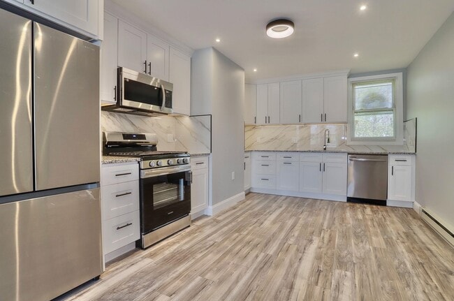 Foto del edificio - 237 Whiton St