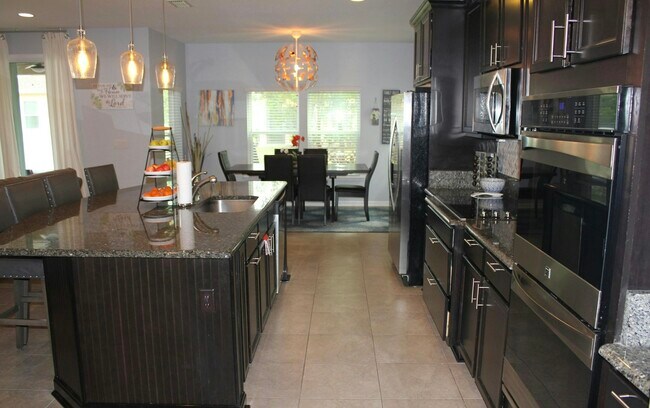 Building Photo - 276 Sanctuary Dr