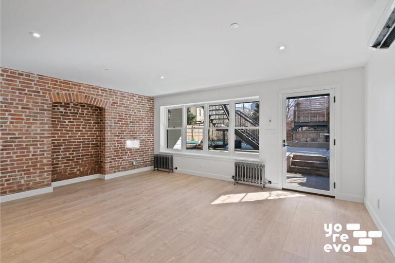 Foto principal - Hoyt STREET