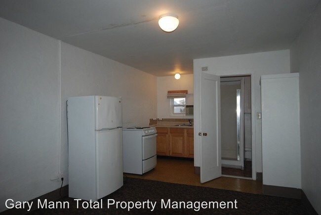 2128 W Broadway Ave Unit 10 Moses Lake Wa 98837 Condo For Rent Building Photo 2128 W Broadway Ave