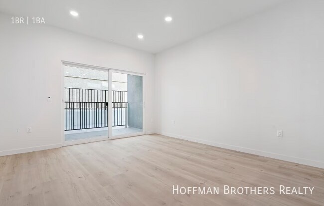 Foto del edificio - 8444 Columbus Ave North Hills, CA 91343