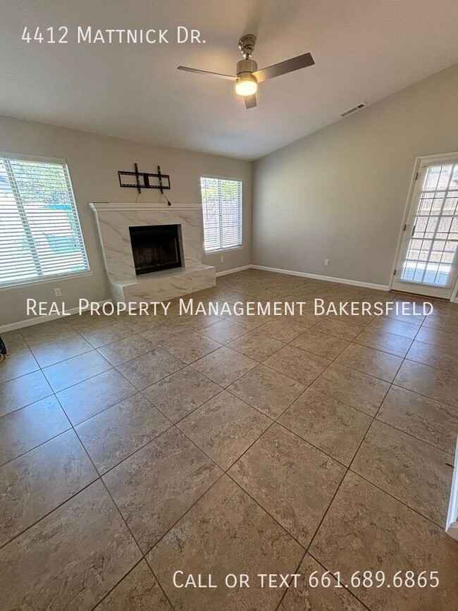 Building Photo - 4412 Mattnick Dr