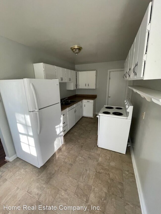 Foto del edificio - 3 br, 1 bath House - 1249 Reynolds Blvd