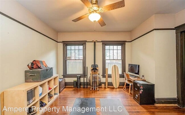 Building Photo - 3 br, 1 bath House - 5624 5th Ter S