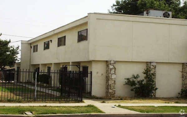 Building Photo - 265-271 W Jackson St