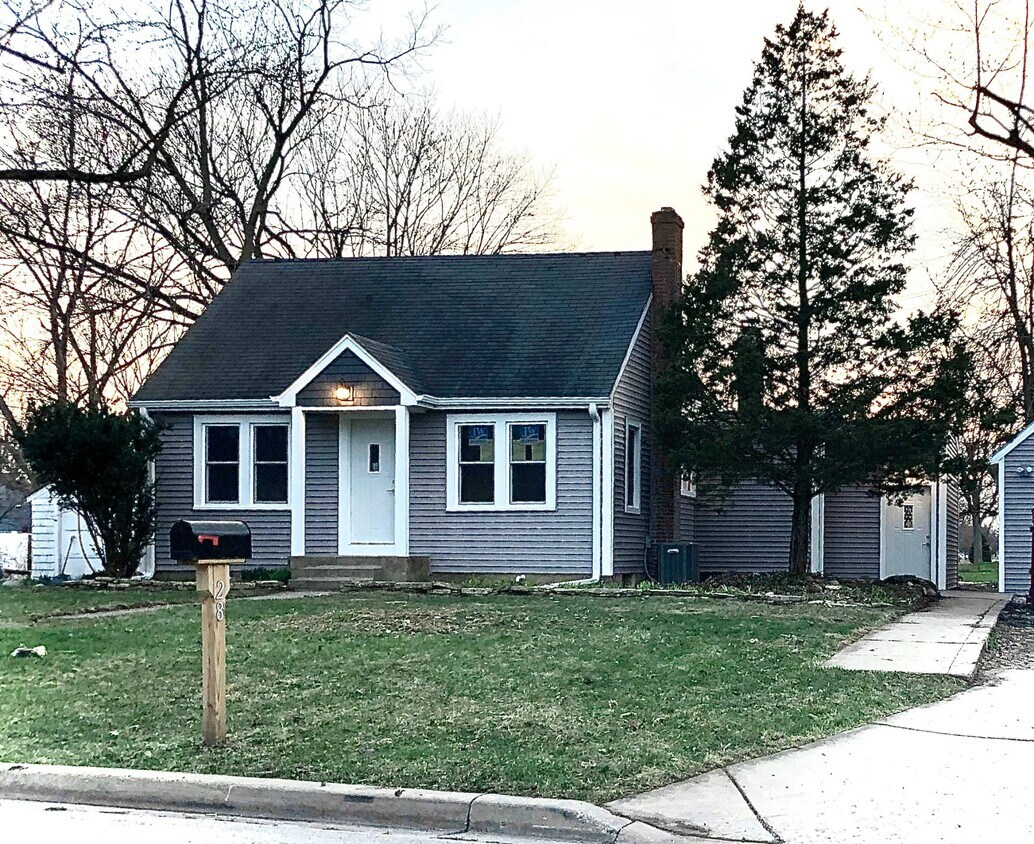 Primary Photo - 28 Syril Dr