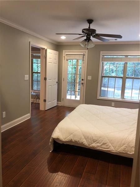 Foto del edificio - 5207 Merrimont Dr
