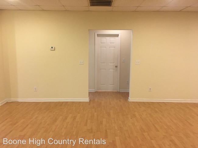 Foto del edificio - 198 Knowles Haven Ln