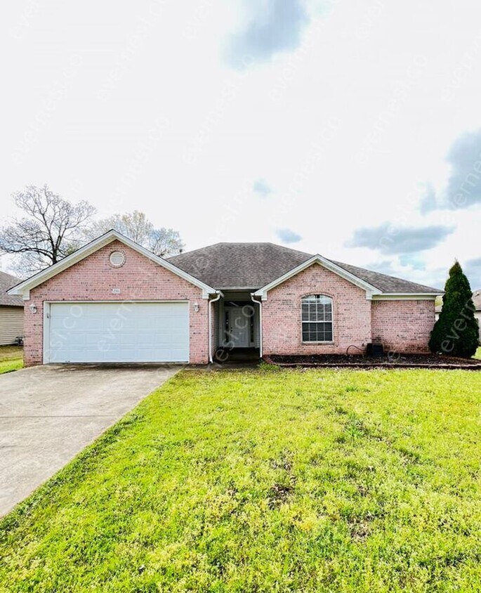 3 BED & 2 BATH / PETFRIENDLY / NO S8 House for Rent in Bryant, AR