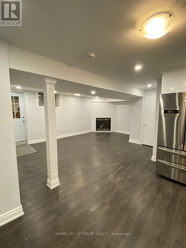 Photo du bâtiment - 85 Littles Rd