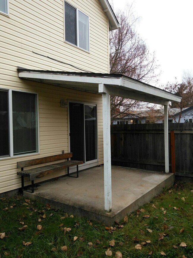 Building Photo - (872) Easy Street House - 3 Bedroom / 2.5 ...