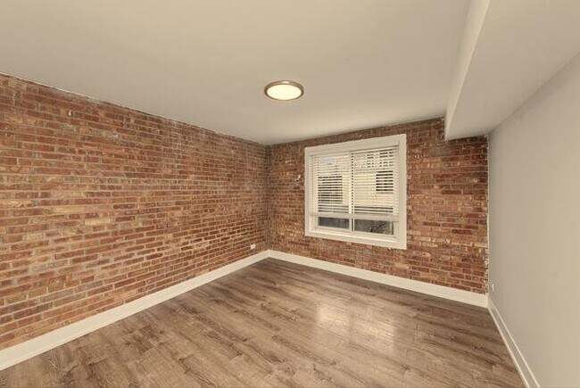 Foto del edificio - 2 bedroom in Chicago IL 60610