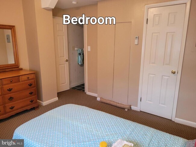 Foto del edificio - 433 Elm Ave