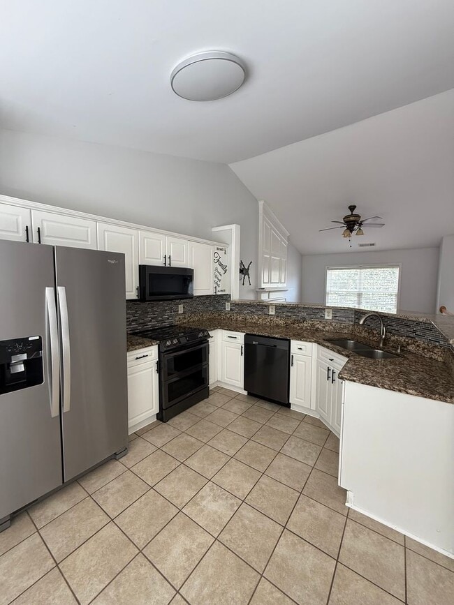 Building Photo - 4 BR Mt. Juliet Home