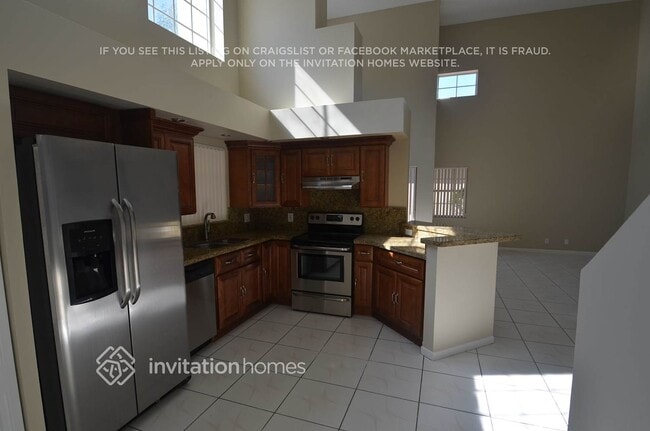 Building Photo - 622 Bedford Way