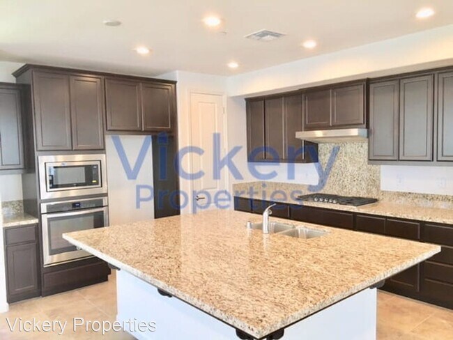 Building Photo - 4 br, 3.5 bath House - 5536 Metropolitan Way