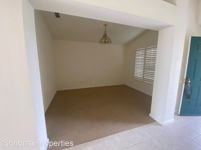 Building Photo - 4 br, 2 bath House - 760 Knight Street