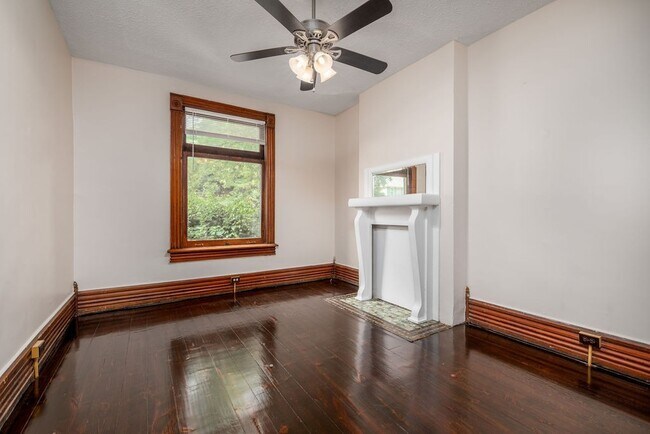 Building Photo - Wilber Ave 226-228 MLR