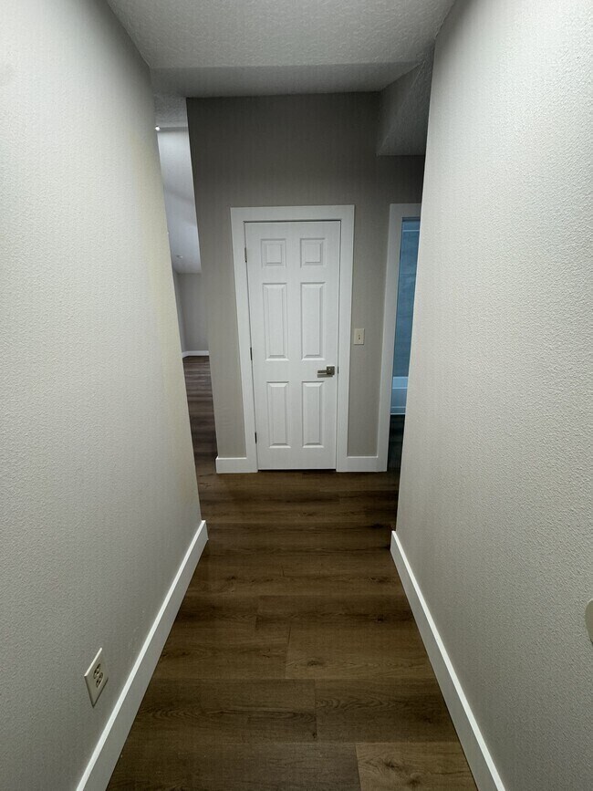 Foto del edificio - 198 White Fawn Dr