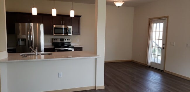 Building Photo - 6018 Driscoll Dr