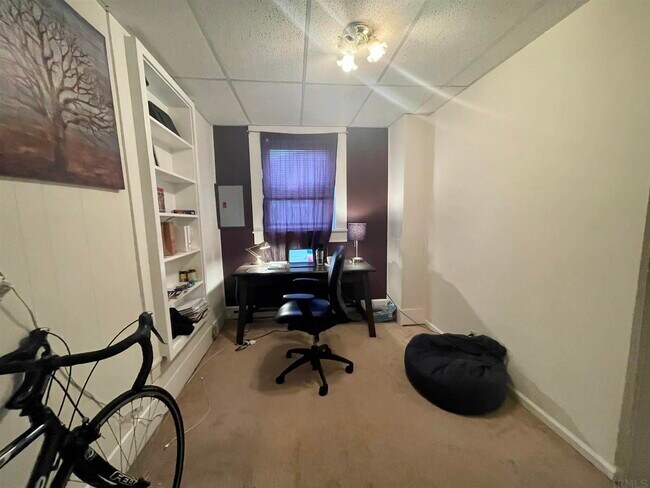 Foto del edificio - 416 E 2nd St