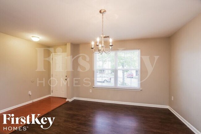 Foto del edificio - 5126 Raspberry Knoll Dr
