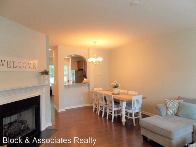 Foto del edificio - 2 br, 2.5 bath House - 736 Cupola Drive
