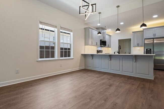 Foto del edificio - Charming Newly Constructed Property in Raleigh with Modern Appliances/Fixtures!