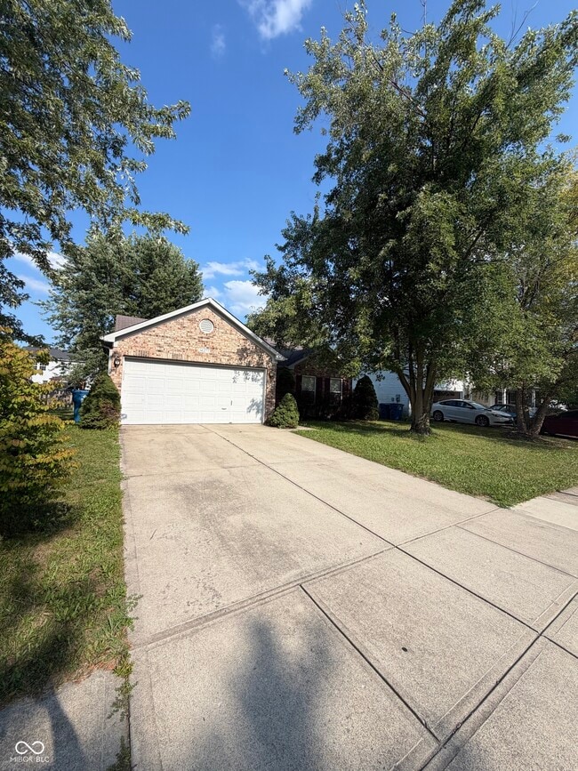 Building Photo - 14277 Orange Blossom Trail