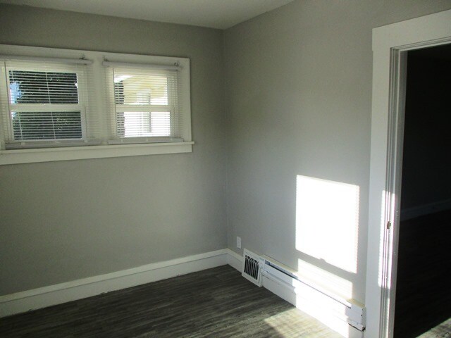 Foto del edificio - 312 N McLean St