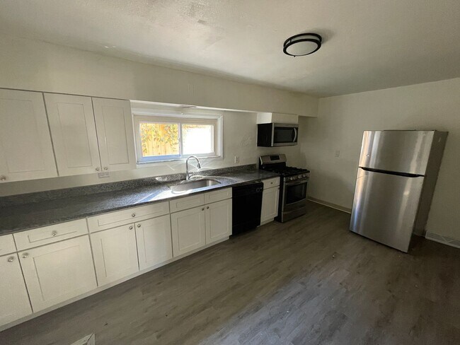 Photo - Spacious 2 bedroom Apartment for rent in M...