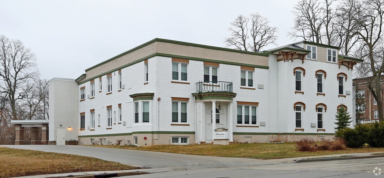 Riverview Manor Senior Apartments Racine, WI