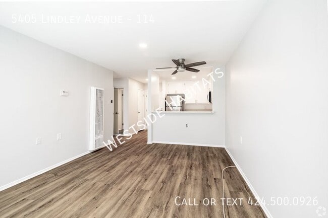Building Photo - 5405 Lindley Ave