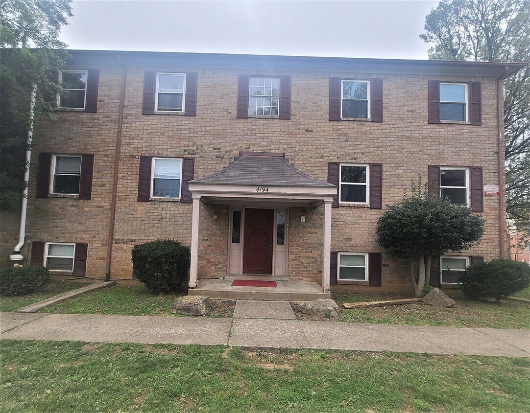Primary Photo - 4194 Norbrook Dr