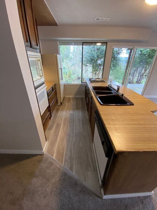 Foto del edificio - Bright and Welcoming 1 Bed 1 Bath Apartmen...