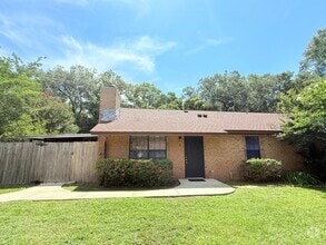 Building Photo - 9345 Chisholm Rd