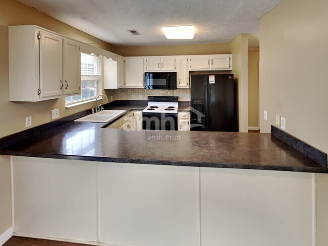 Building Photo - 101 Shelter Cove