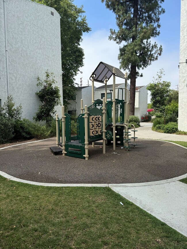 Foto del edificio - Woodman Arleta Apartments