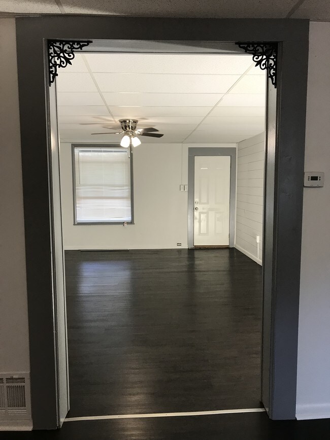 Sala de estar-1c - 4045 5th Ave
