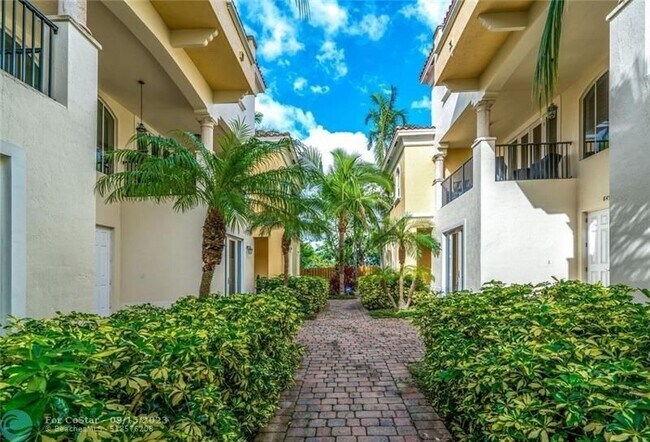 Foto del edificio - 835 NE 16th Terrace