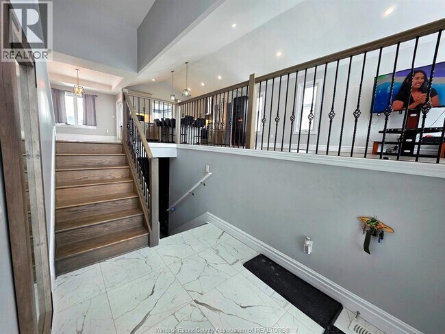 Building Photo - 21 Noble CRT